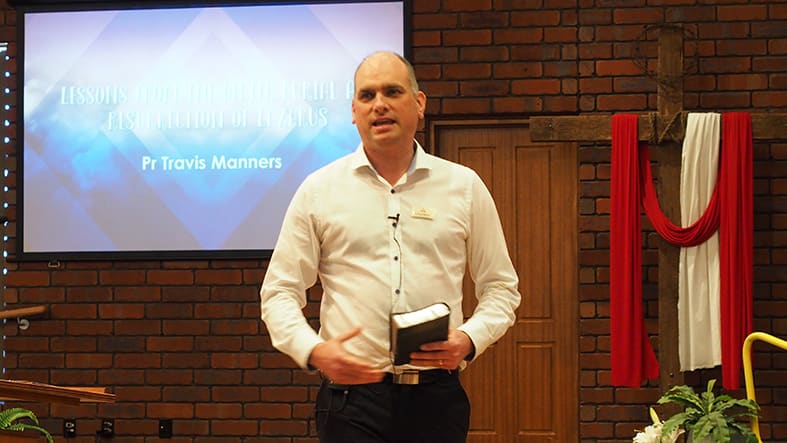 Travis Manners